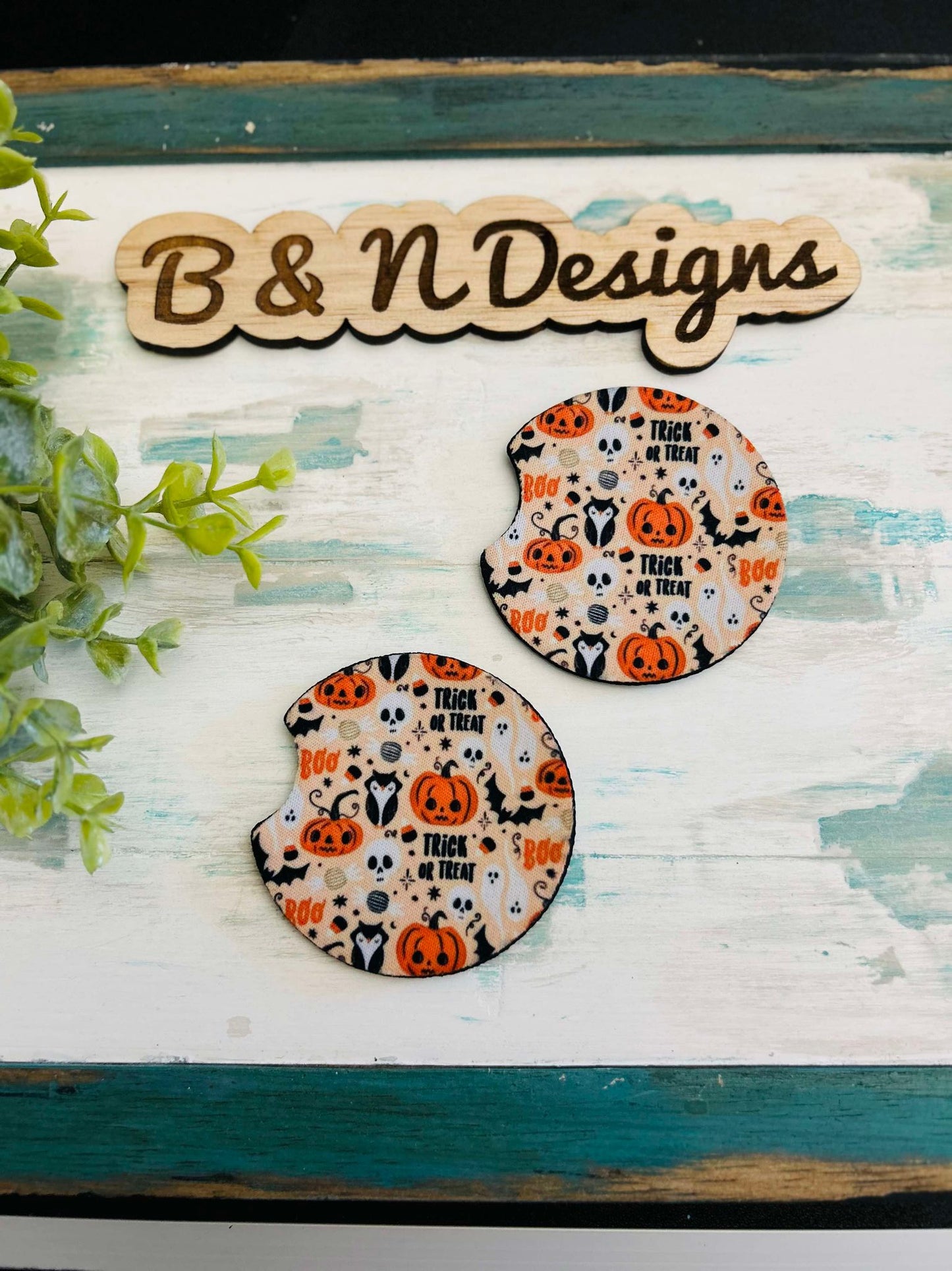 trick or treat pumpkin skulls Car Coasters